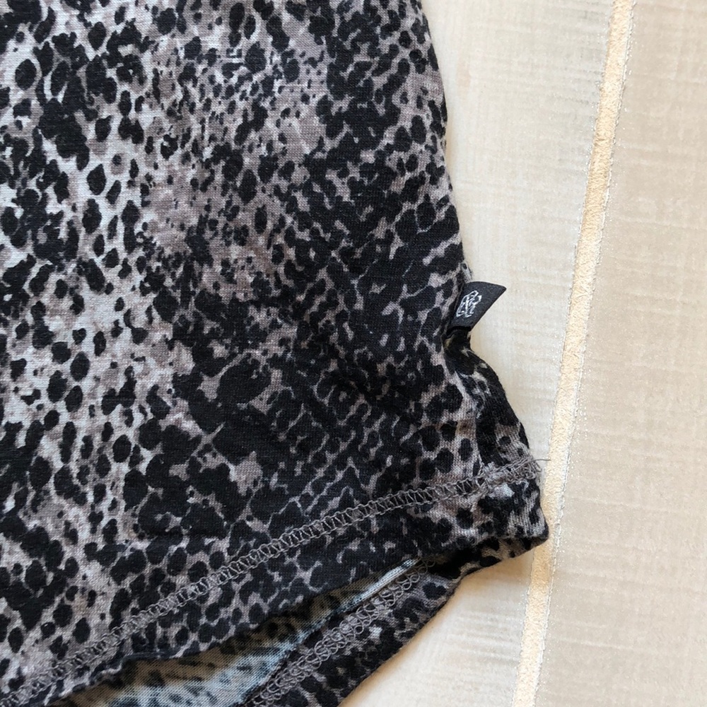Rock & Republic Snakeskin Print Racerback Top - Picture 5 of 6
